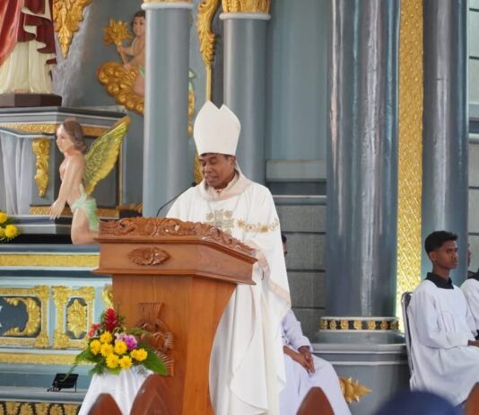 Mgr. Paulus Budi Kleden: Hidup Bakti Adalah Panggilan Menjadi Terang di Tengah Dunia yang Terluka