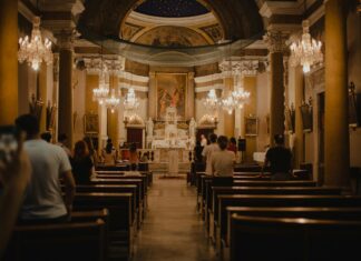 Katolisitas yang Berdampak: Menjadi Garam dan Terang Dunia