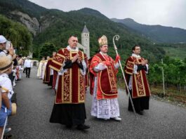 Vatikan Ekskomunikasi Uskup dan Imam SSPX Usai Pentahbisan Tanpa Mandat Paus