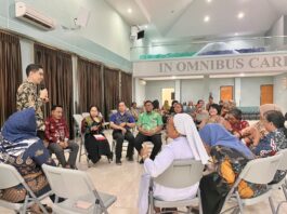 Menangkal Krisis ‘Burnout’ Tenaga Kesehatan dari Hulunya di IKes Suaka Insan