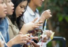 Doa dari Seluruh Dunia Mengalir untuk Paus Leo Jelang Operasi Paru-paru